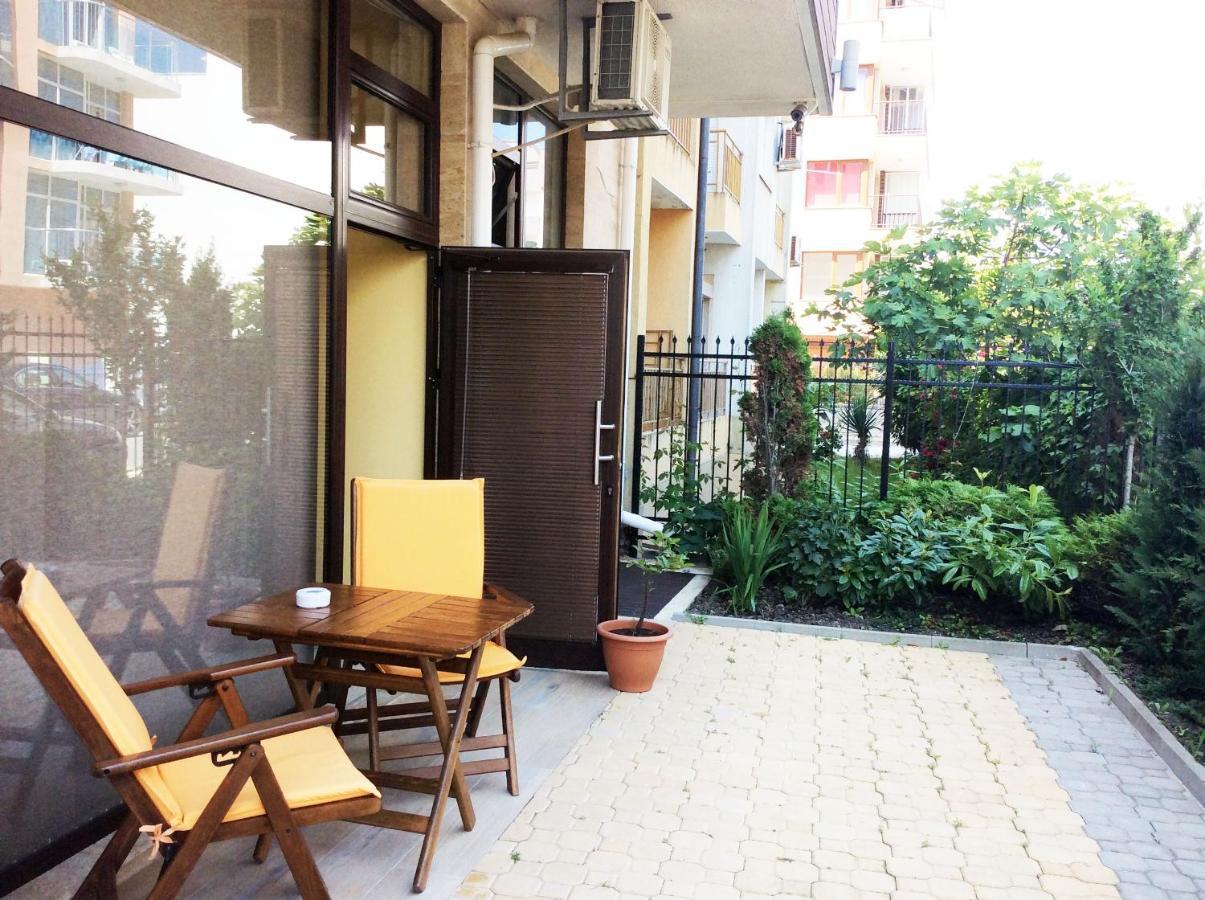Stamopolu Lux Ground Floor Hotel Primorsko Exterior photo